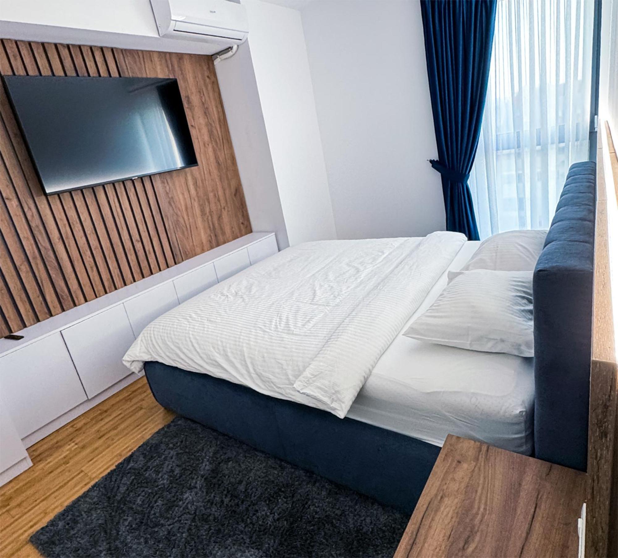 Pitesti Residence Bagian luar foto